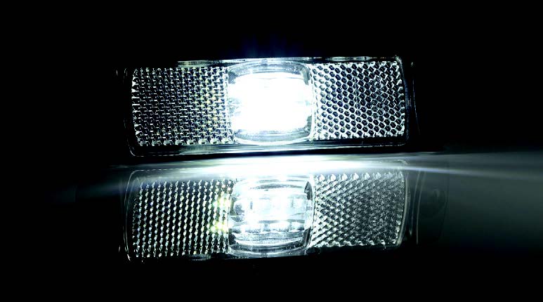 Clearance Marker Lamps - LED - AMAIreland - 